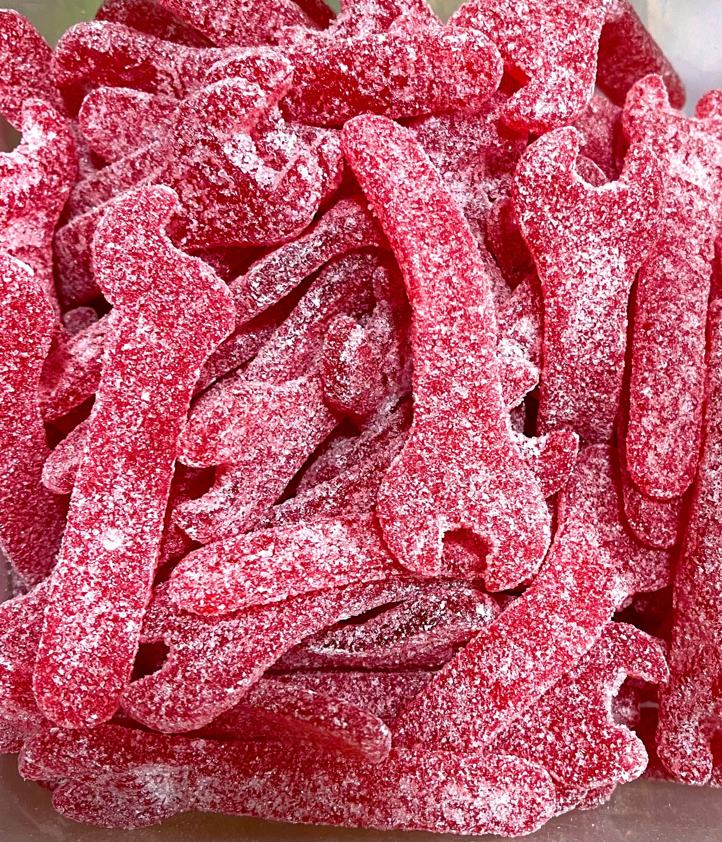 Llave Ácida Gigante Fresa – Chuche Gominola Gigante - LA TIENDA DE CHUCHES